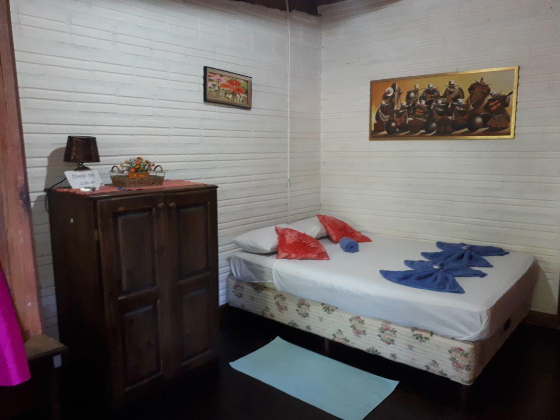 Garden Stone Hostel Puerto Iguazu Exterior photo